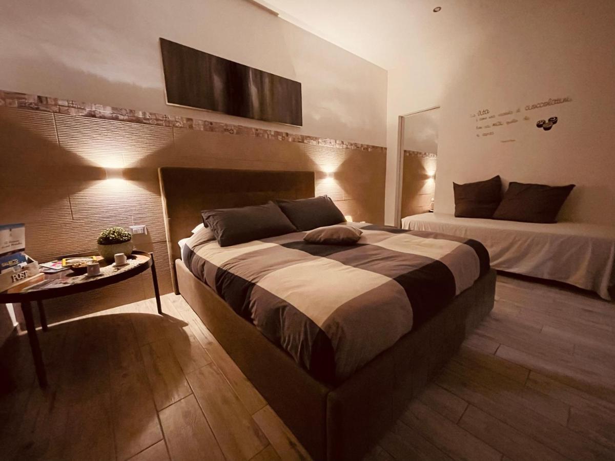 브린디시 La Piazzetta B&B 외부 사진