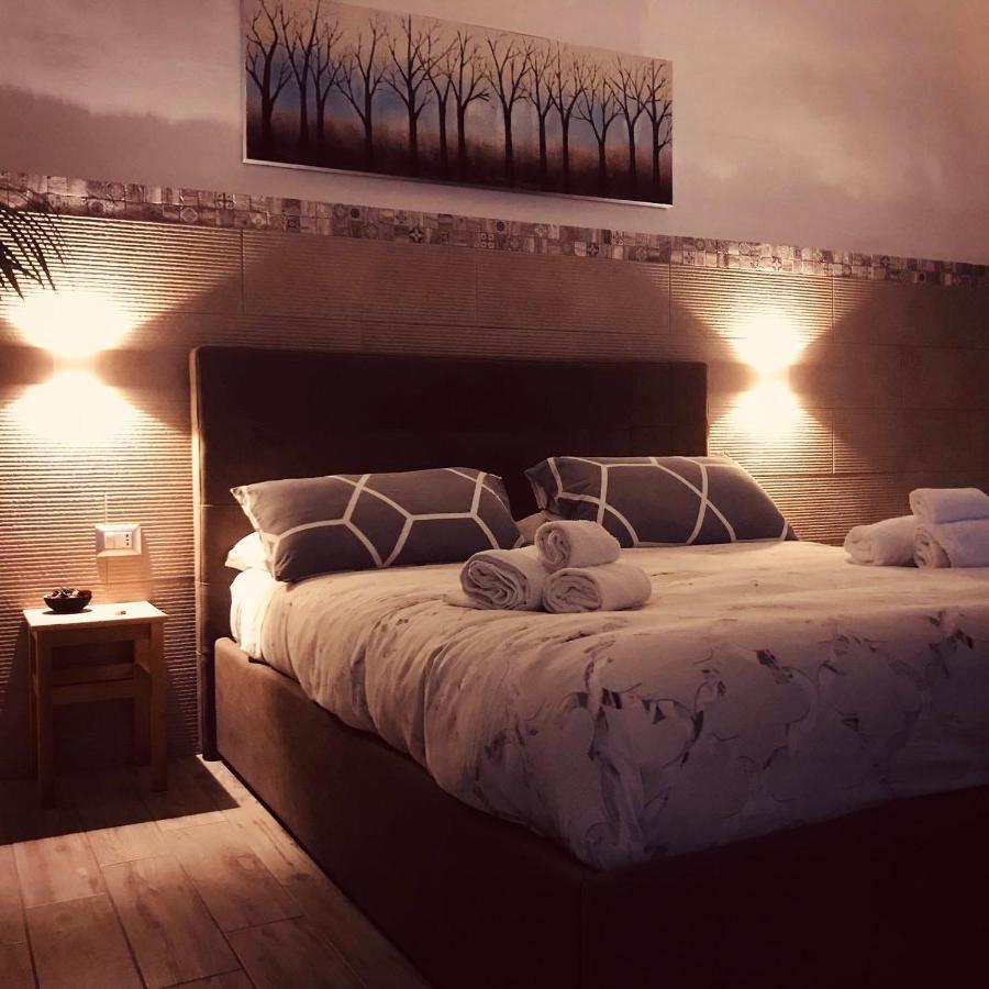 브린디시 La Piazzetta B&B 외부 사진