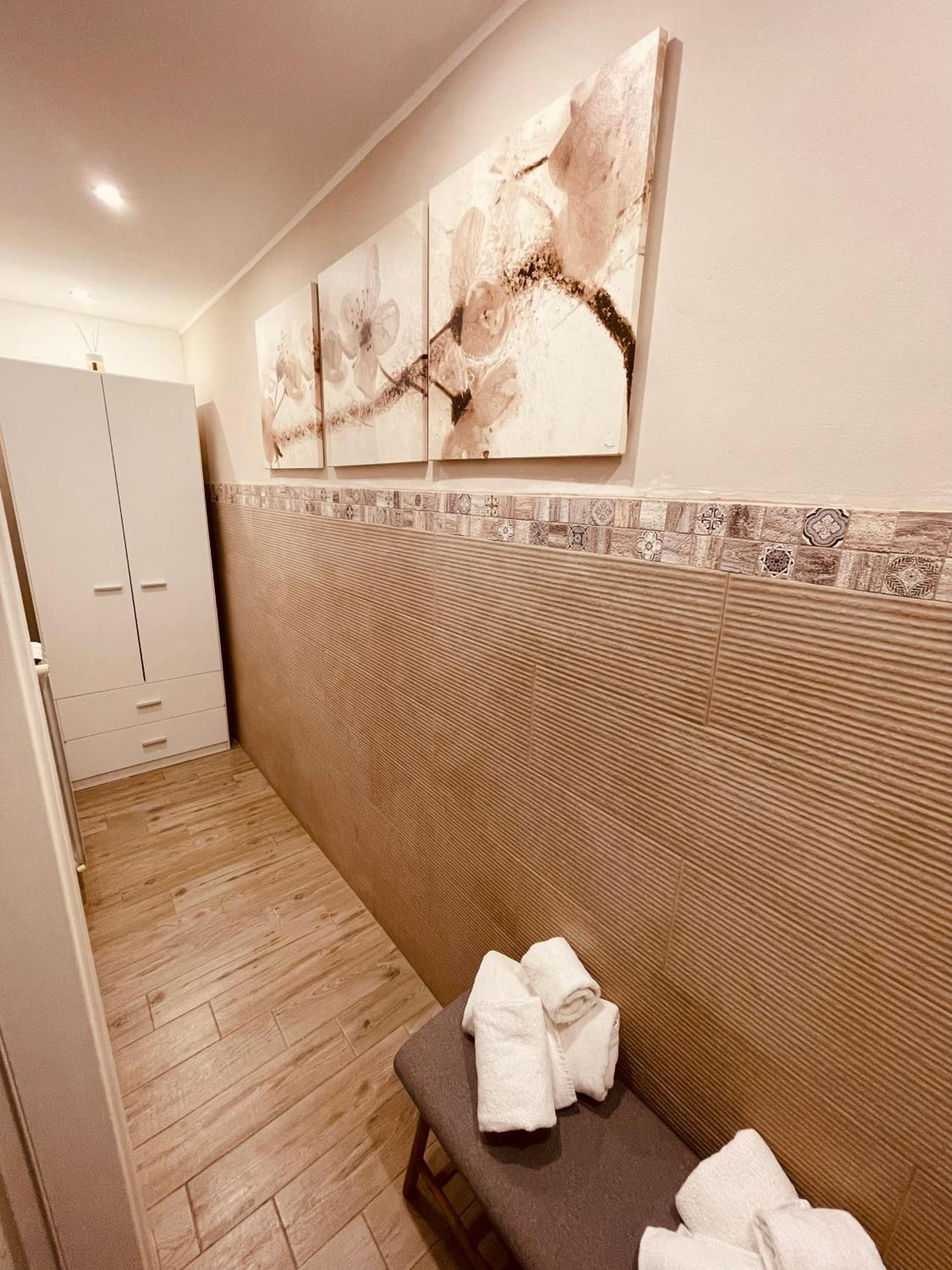 브린디시 La Piazzetta B&B 외부 사진