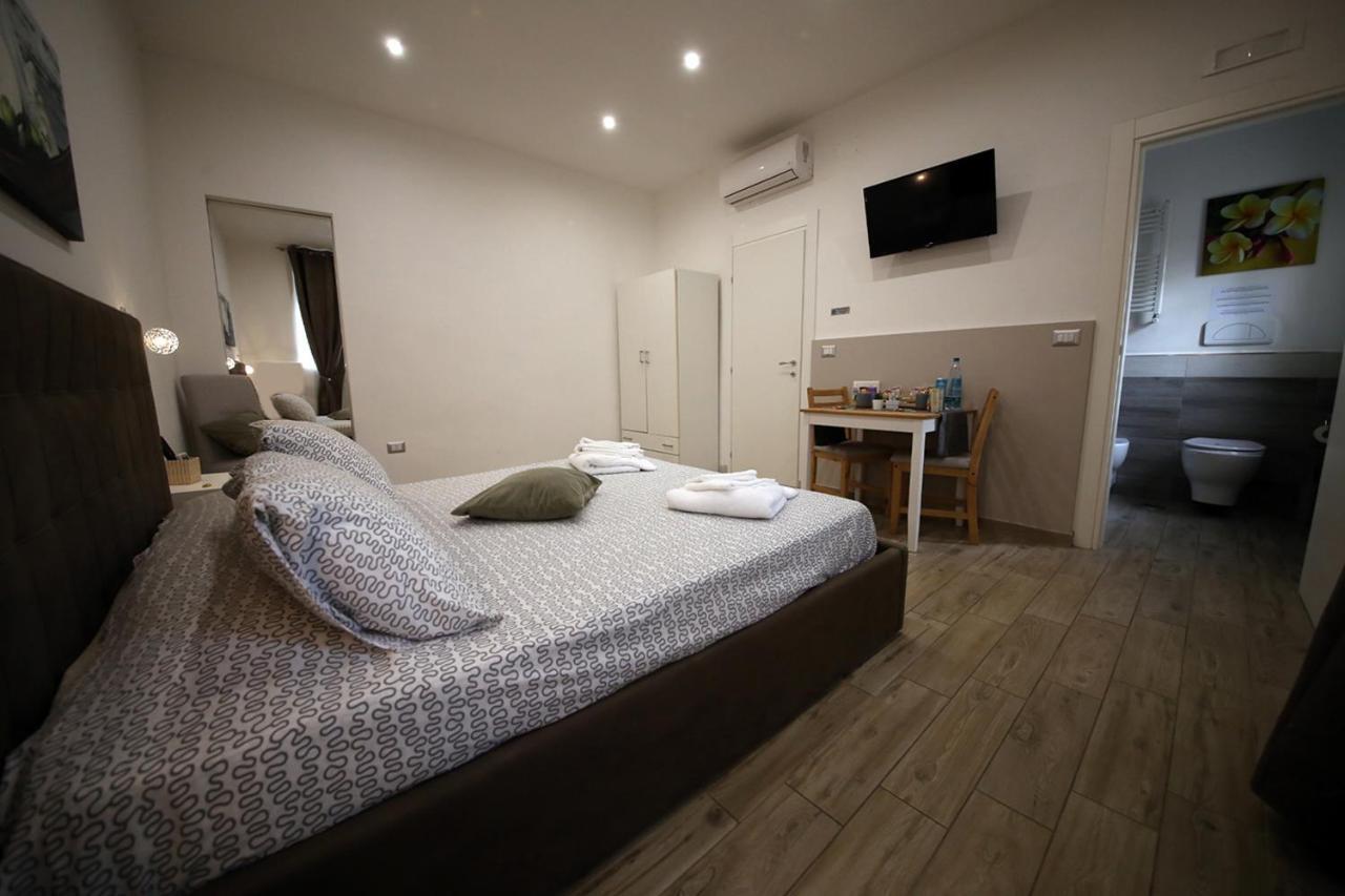 브린디시 La Piazzetta B&B 외부 사진